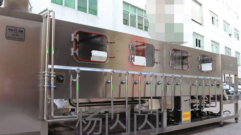 果汁灌装设备规格参数解析：揭秘高效灌装的秘密